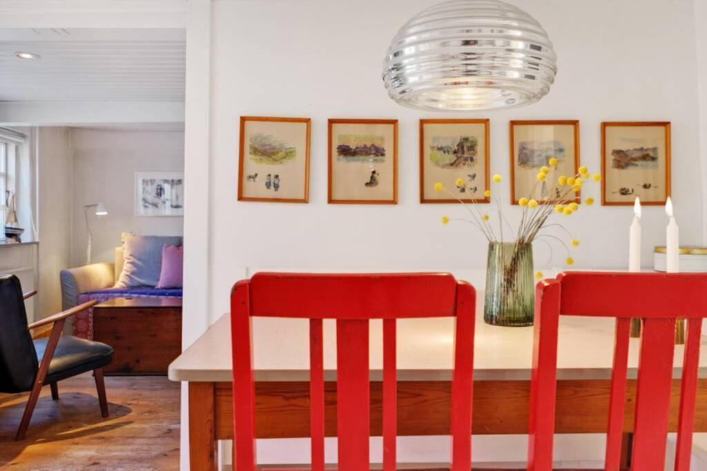 Hyggeligt Gammelt Fiskerhus I Marstal Villa Luaran gambar